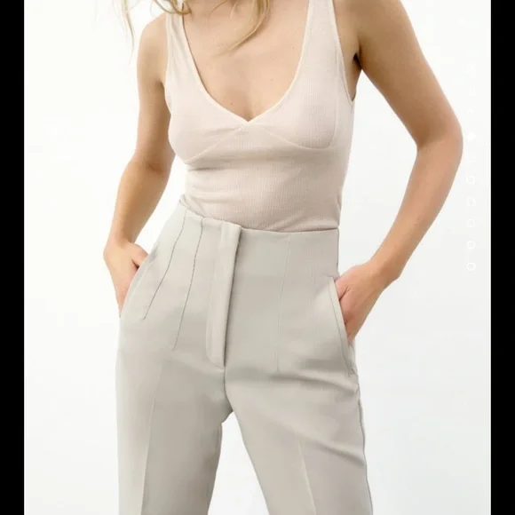 NWT ZARA HIGH WAISTED PANTS ❤️BEST SELLER❤️ - Picture 4 of 13